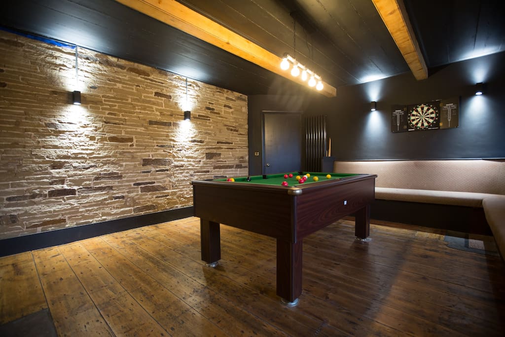 Party Houses with games rooms