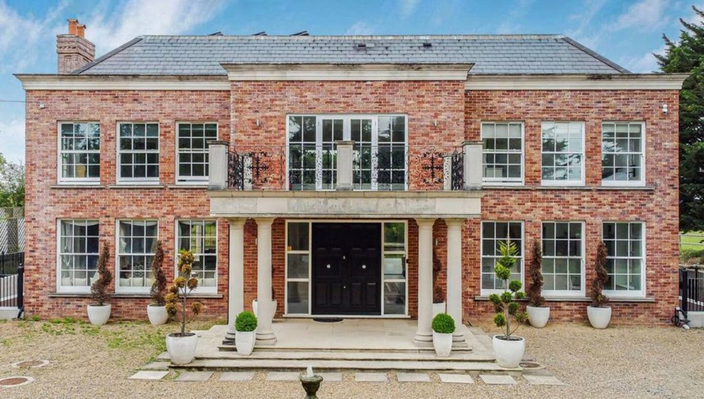 self-catering wedding venue